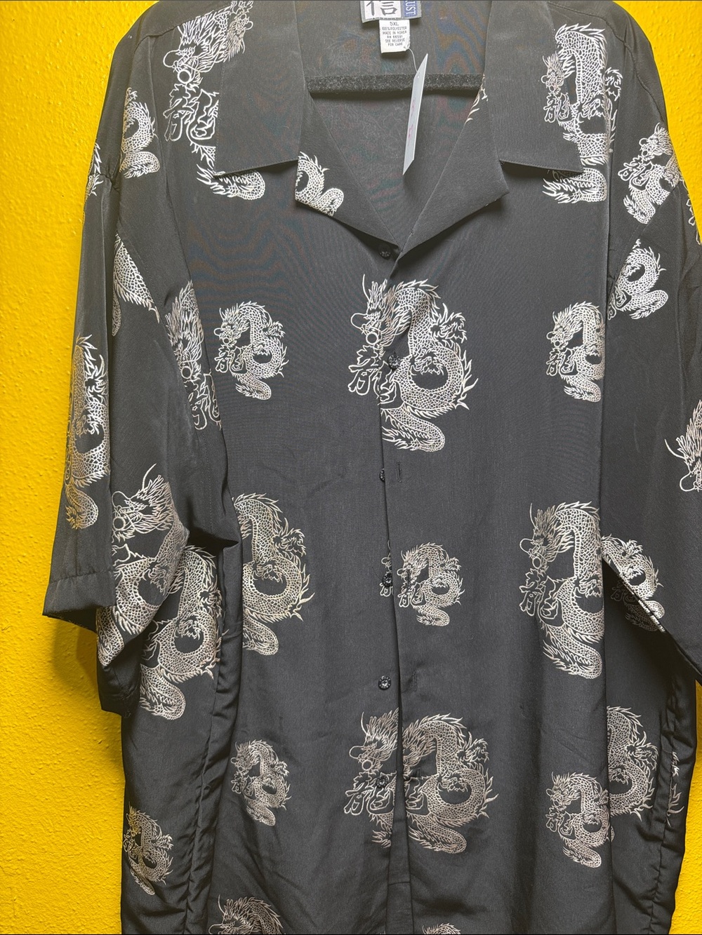 Vintage Y2K TRUST Men's Black Dragon Print Button-Up Shirt